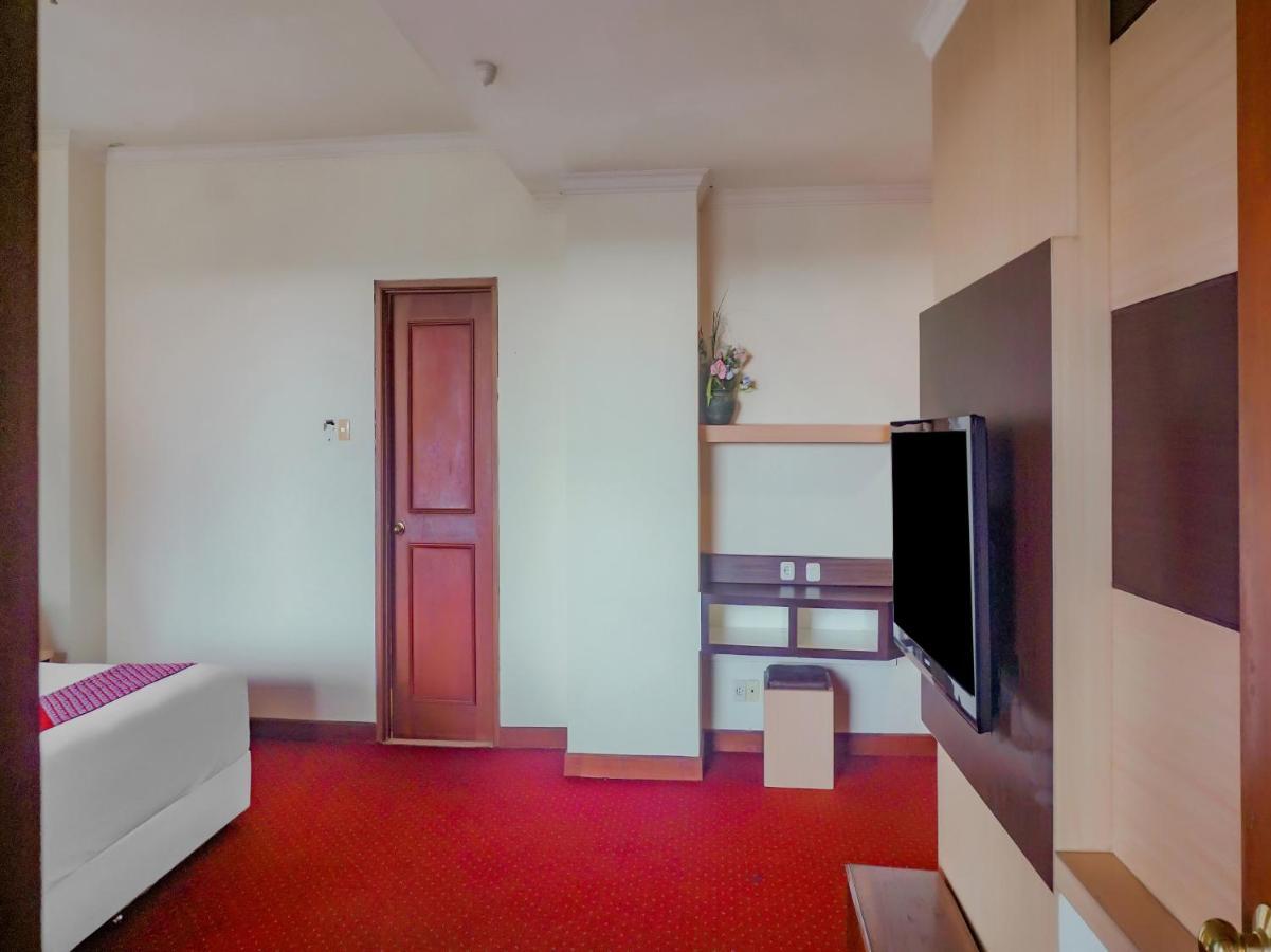 Oyo 3967 Hotel Pantai Wisata Makassar Dış mekan fotoğraf