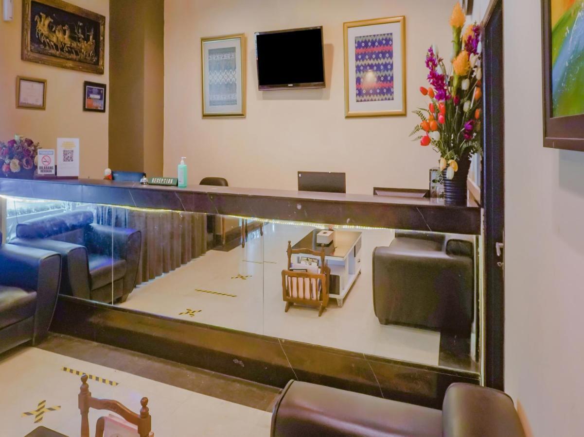 Oyo 3967 Hotel Pantai Wisata Makassar Dış mekan fotoğraf